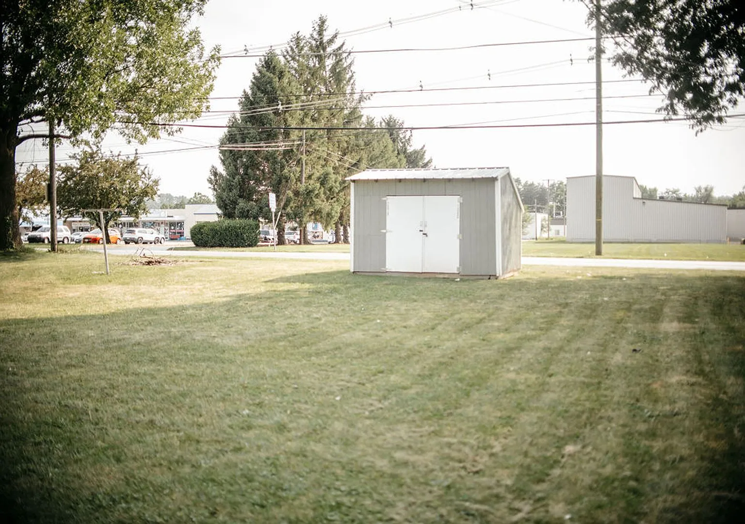 1080 Kelly Dr — Photo 2