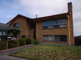 2812 S Bateman St, Seattle, WA 98108