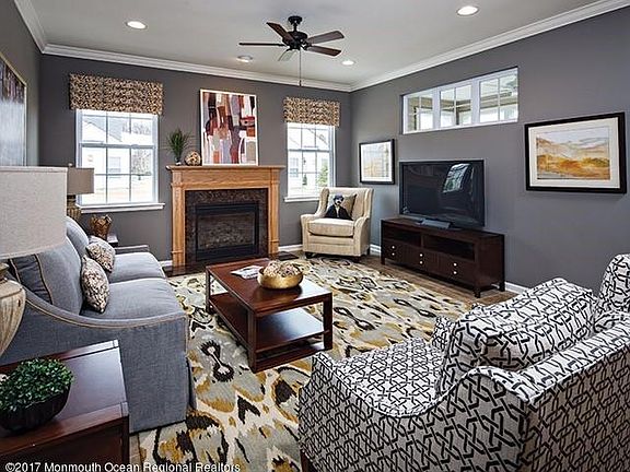3rd image of 19 Eagle Ridge Cir