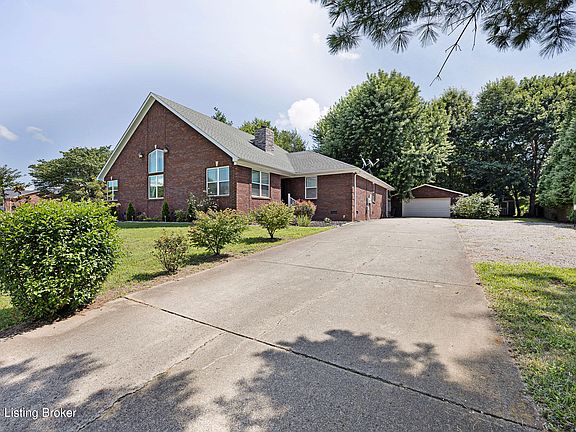 2nd image of 1009 Stonefield Way