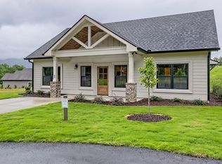 83 McTyeire Dr, Young Harris, GA 30582