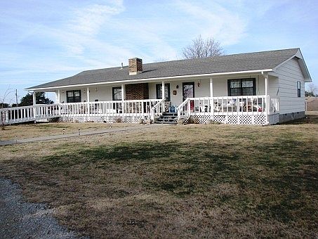 1st image of 600 Williams Dr