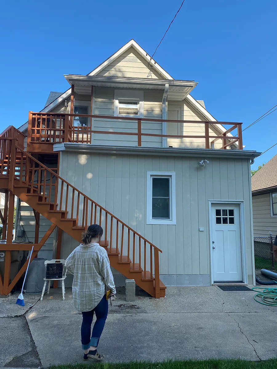 Back view - Upper unit only accessible via private entrance at the back of the house. - 6218 32nd Ave