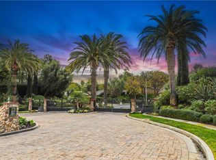 252 Sunburst Ln, Corona, CA 92879