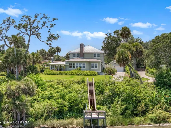 2907 N Indian River Dr, Cocoa, FL 32922