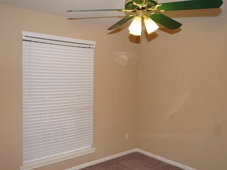 18807 Timbers Dr — Photo 21