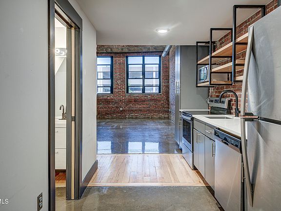 2nd image of 121 Commerce St Unit 208