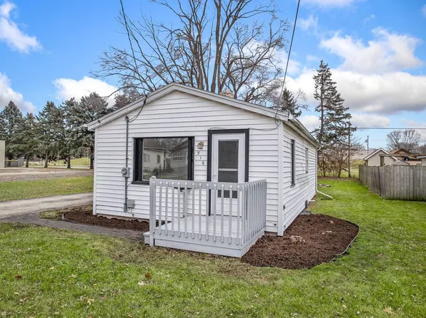 516 Clark St, South Beloit, IL 61080