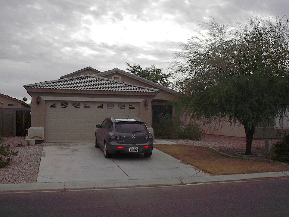 1st image of 829 E Nardini St