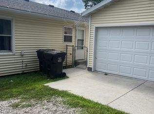 308 4th St, Sergeant Bluff, IA 51054