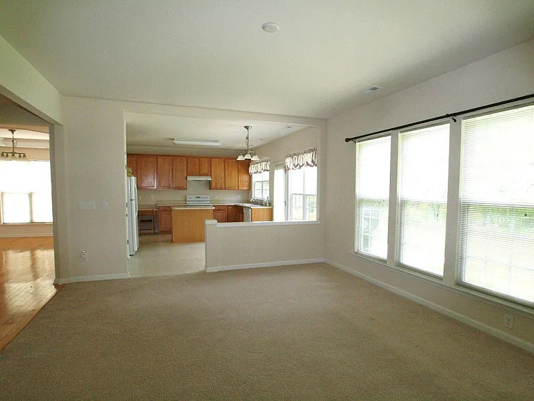 5324 Shaker Heights Ln — Photo 6