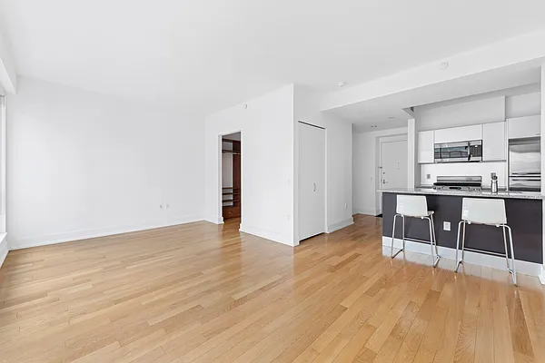 Sold by Oxford Property Group | media 3