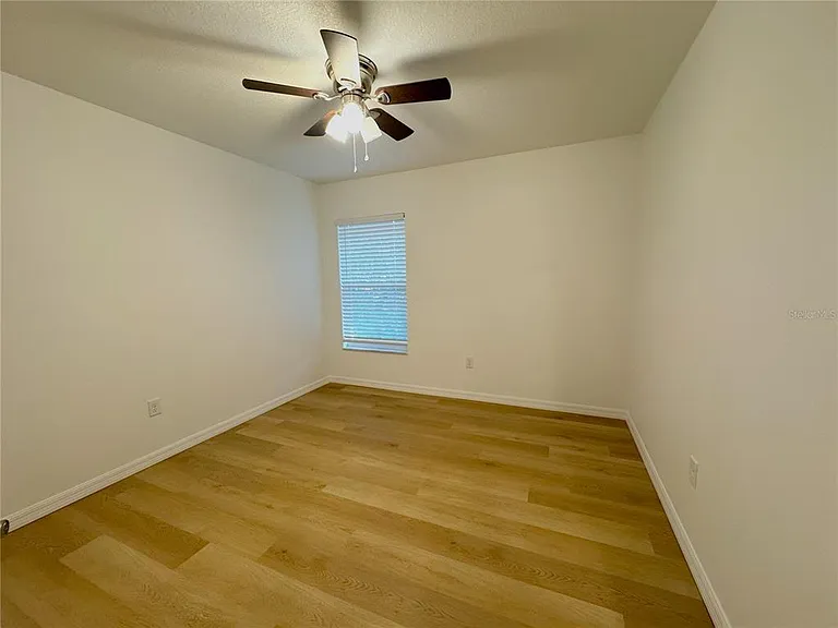 1017 Carnegie Dr — Photo 10