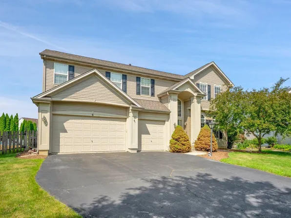 6 Greyshire Ct, Algonquin, IL 60102