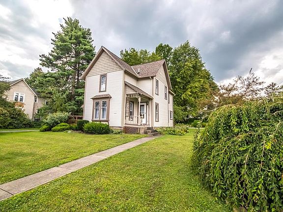 5th image of 14488 Hickox St