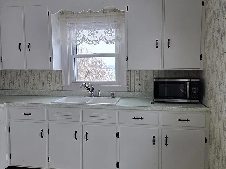 3744 Fisher Rd — Photo 5