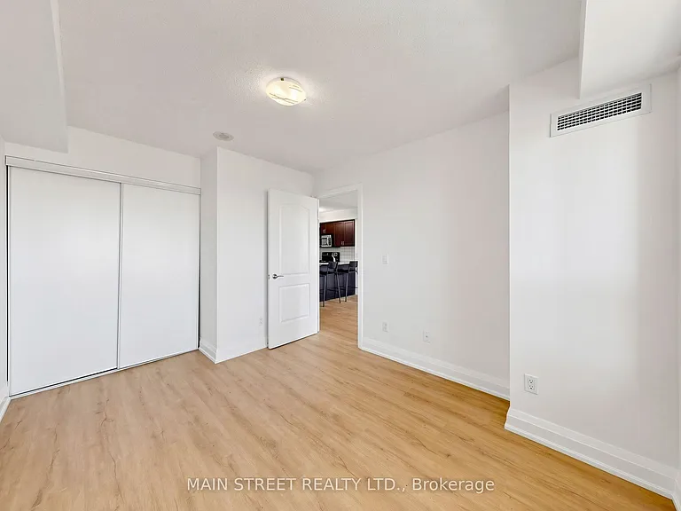 30 N Park Rd #506 — Photo 25