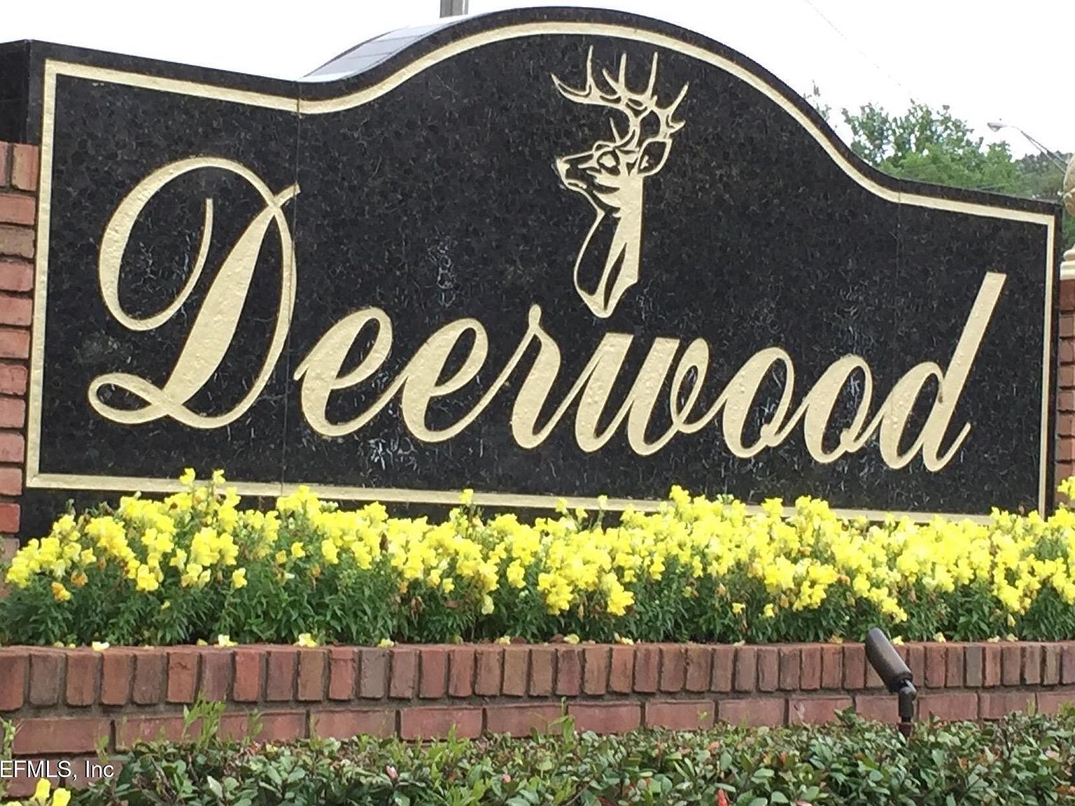 10154 LEISURE Lane N #22