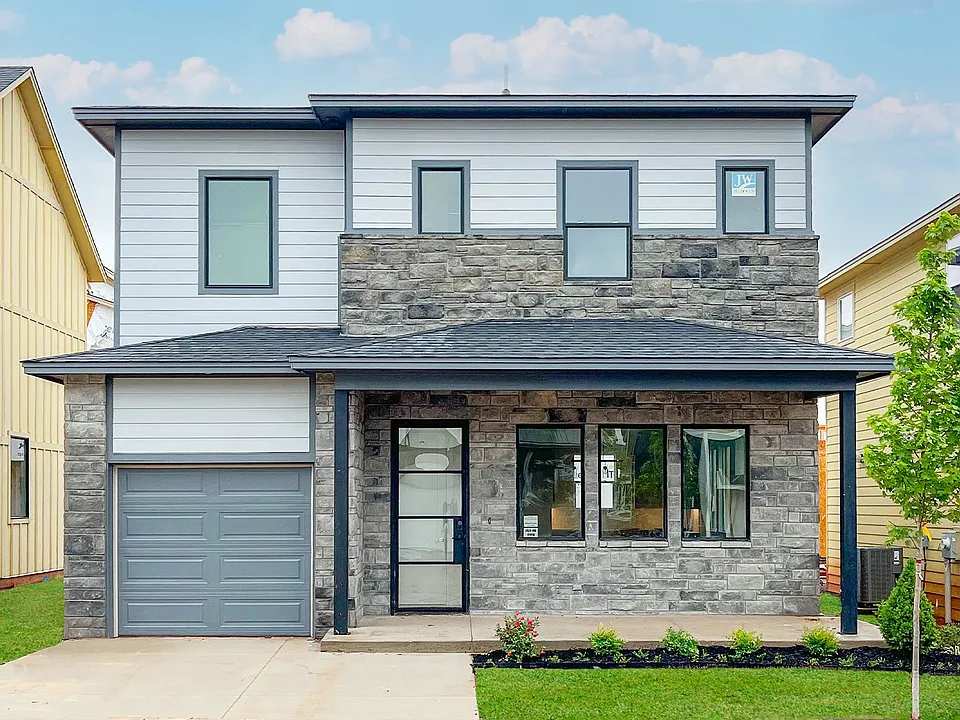 2528 NW 129th St