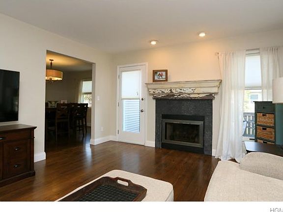5th image of 192 N Route 303 Unit 8