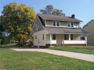 1107 10th St, Vienna, WV 26105