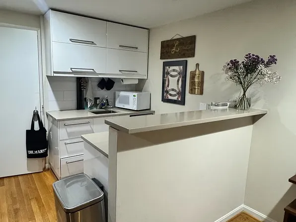 1769 T St NW APT 1, Washington, DC 20009