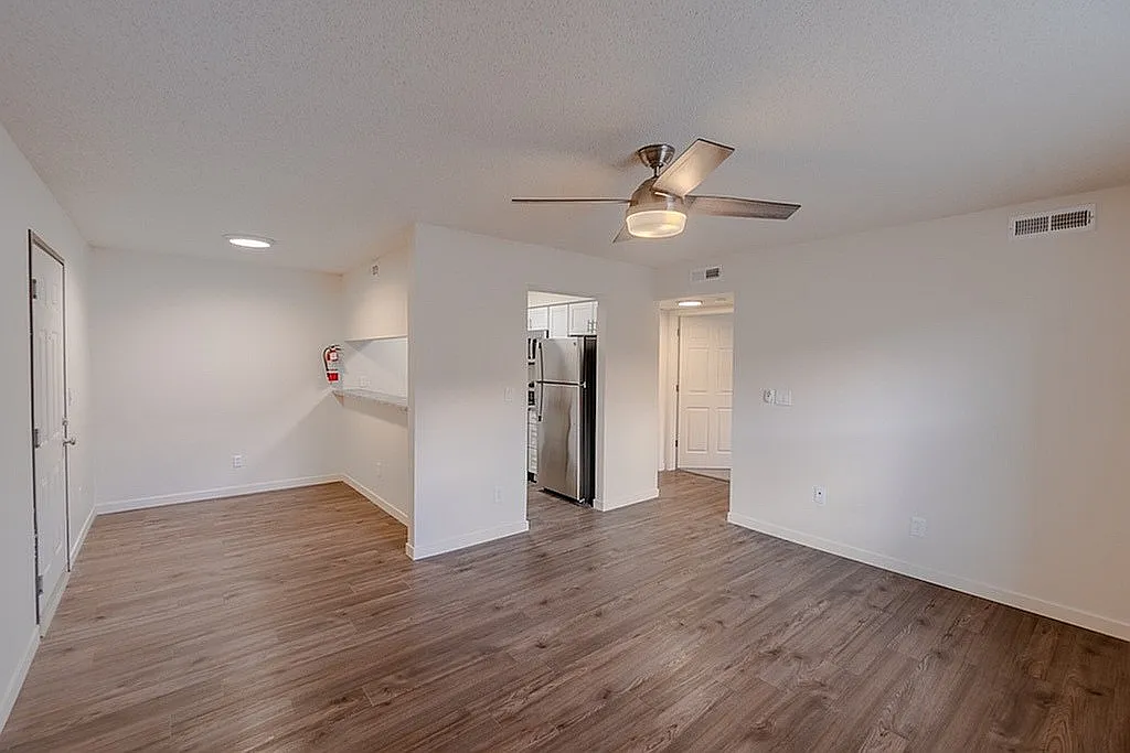Huntley Ridge East — Photo 4
