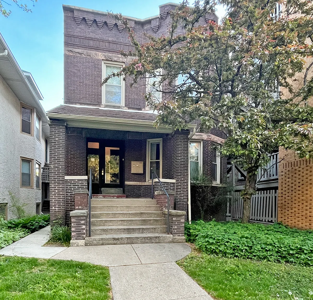 252 Washington Blvd. — Photo 1