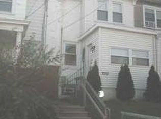 7052 Radbourne Rd, Upper Darby, PA 19082