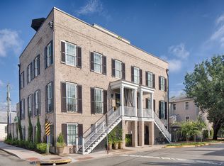 459 Tattnall St, Savannah, GA 31401