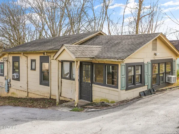 1080 Baker Ave, Knoxville, TN 37920