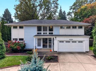 24080 Fairmount Blvd, Shaker Heights, OH 44122
