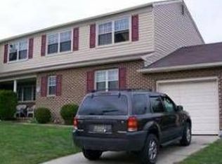 29 Flinthill Dr, Newark, DE 19702