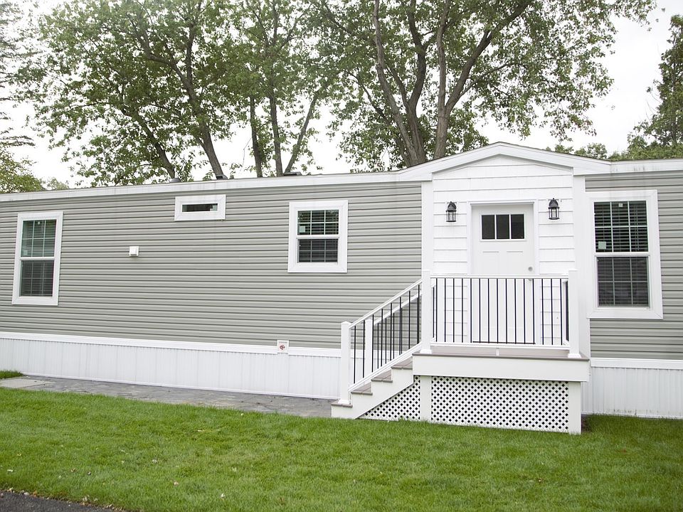 1st image of 165 Summer St #16A