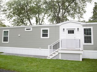 165 Summer St #16A, Lunenburg, MA 01462