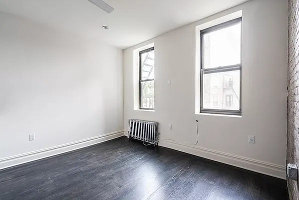 Rented by Outpost Brokerage LLC | media 52