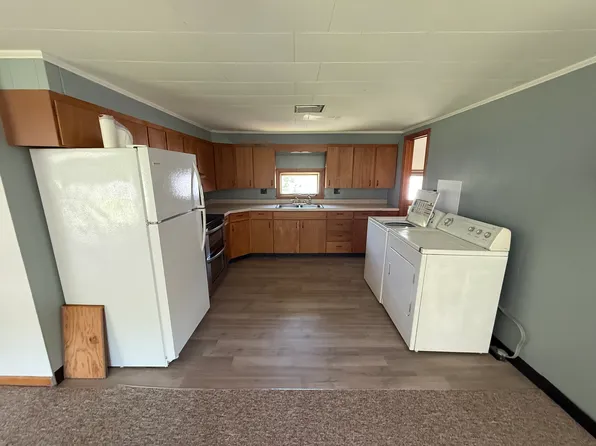 1015 Main St #A, Bangor, ME 04401