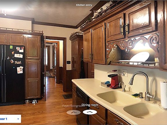 4th image of 316 N Blackhawk Blvd