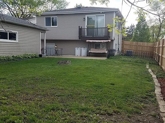 5th image of 1385 Leslie Ln