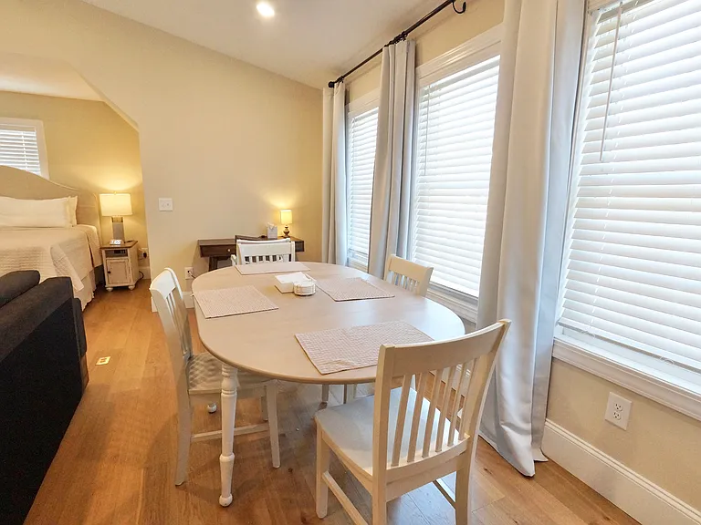 215 Boiling Springs Rd #B — Photo 12