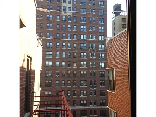 Rented by Citi Habitats | media 5