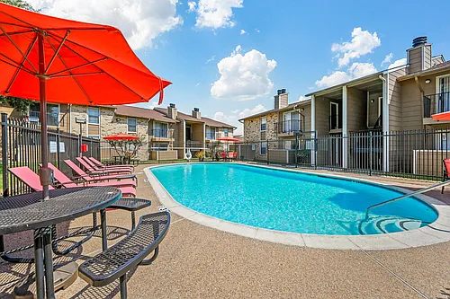Broadmoor Place Photo 1