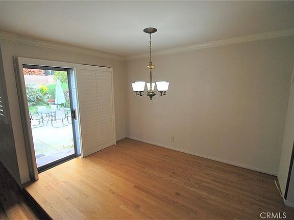 5th image of 3603 Castle Rock Rd