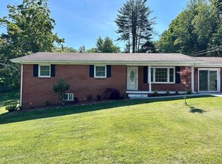 379 Morning Side Ln, Abingdon, VA 24210