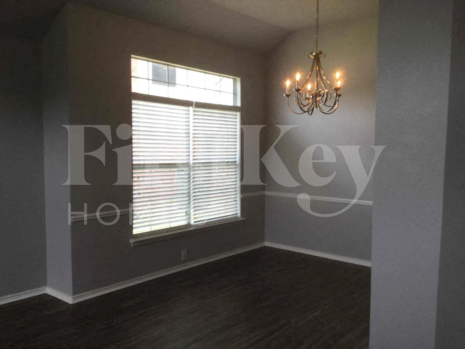 3 bed, 2.0 bath, 2234 sqft, $2,340 — Photo 4