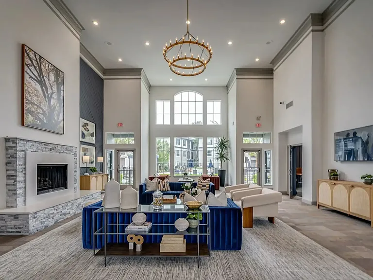 Aura at Westchase — Photo 38