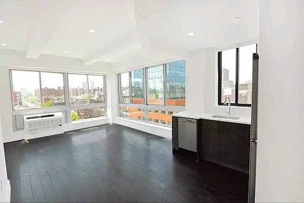 Rented by Peter Ashe | media 4