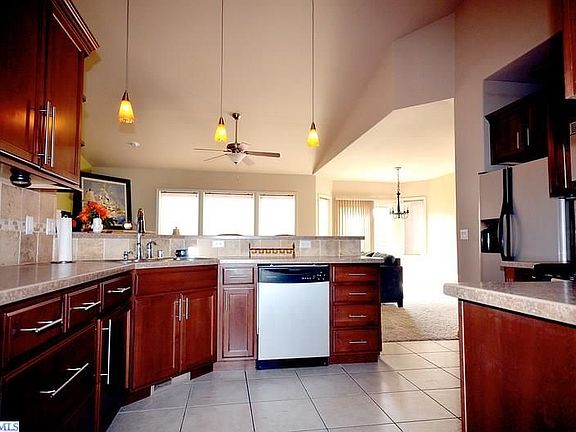 4th image of 4804 Candellia Ct