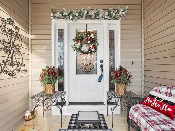 4th image of 121 Sunset Bay Blvd