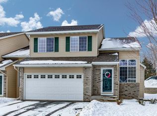 13425 Settlers Ridge Dr, Burnsville, MN 55337